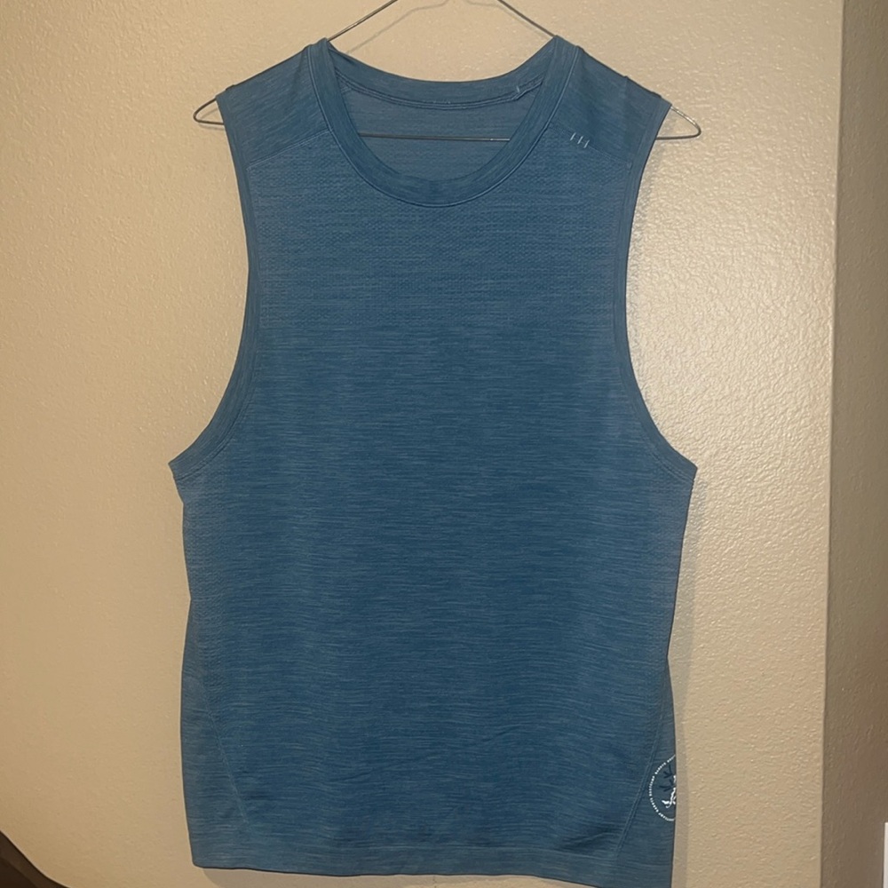 Lululemon x Barry’s Bootcamp Metal Vent Tank